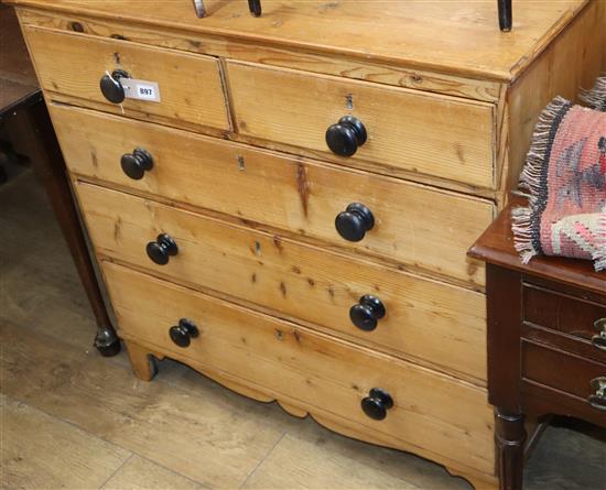 A 19th century pine chest of drawers W.94cm